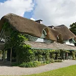 House Hotel