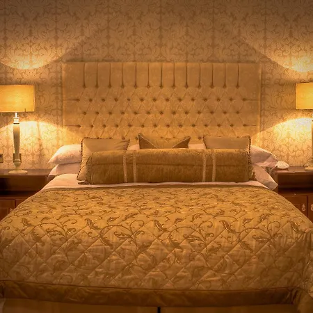 House Szálloda Cahir