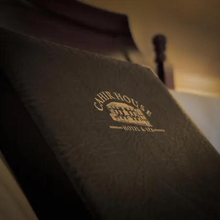 House Szálloda Cahir