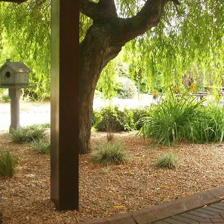 House Szálloda Cahir