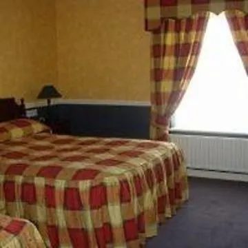 House Hotel 3*